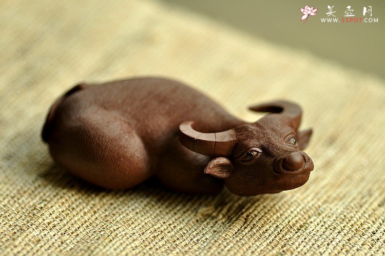 紫砂壶图片：精品拉毛版十二生肖 栩栩如生 做工精细 - 宜兴紫砂壶网