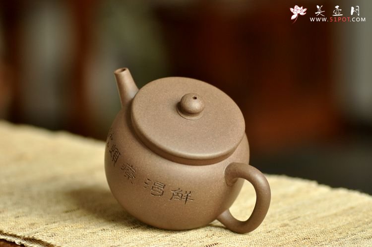 紫砂壶图片：和石装饰 万工经典之作 全手明香 实用精品 - 宜兴紫砂壶网