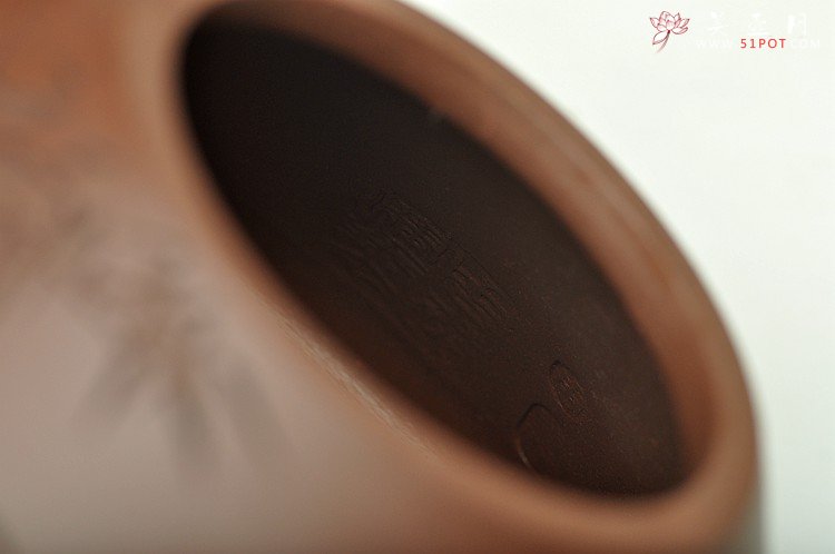 紫砂壶图片：骨肉均挺 进步明显 全手子冶石瓢 张听刚装饰 - 宜兴紫砂壶网