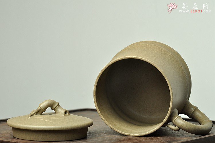 紫砂壶图片：厚重大气 居不可无竹 清韵杯 精品老紫泥and黄龙源青段 不接受定做 - 宜兴紫砂壶网