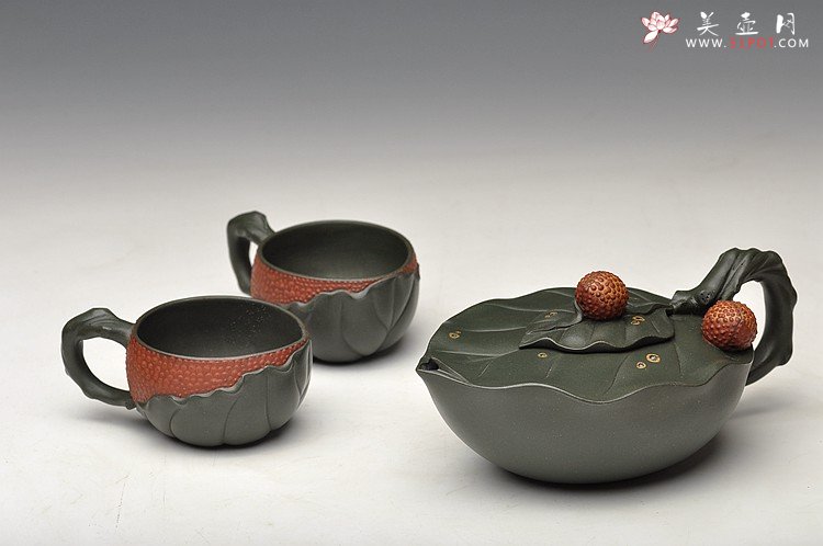 紫砂壶图片：甜蜜的回忆~技巧精妙 荔枝套壶 孙伟强张新亚合作  - 宜兴紫砂壶网