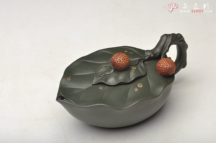 紫砂壶图片：甜蜜的回忆~技巧精妙 荔枝套壶 孙伟强张新亚合作  - 宜兴紫砂壶网