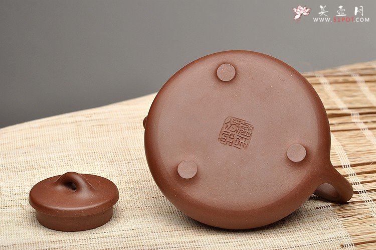 紫砂壶图片：张听刚装饰 文气十足 周路健经典代表作 全手子冶石瓢 - 宜兴紫砂壶网