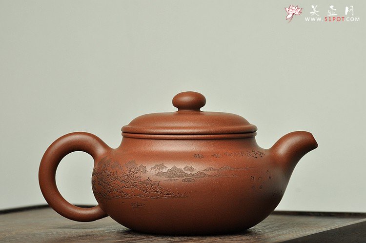 紫砂壶图片：通景山水 俯仰自得 稳重大气 冬游之大仿古 - 宜兴紫砂壶网