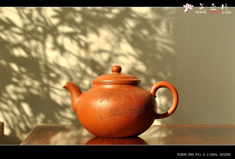 紫砂壶图片：饱满圆润 优质降坡泥 全手灵丰 遥想兰亭下清风满竹林 - 宜兴紫砂壶网