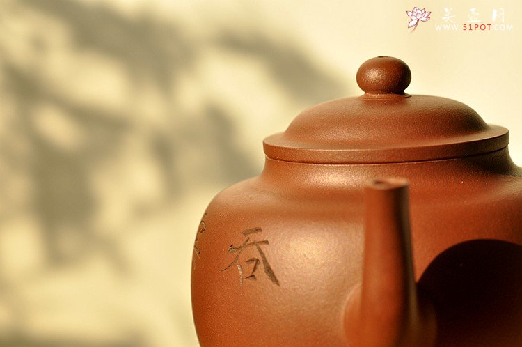 紫砂壶图片：周路健新品 形态到位 气韵不凡 陆逸舟装饰 全手恒圆 - 宜兴紫砂壶网