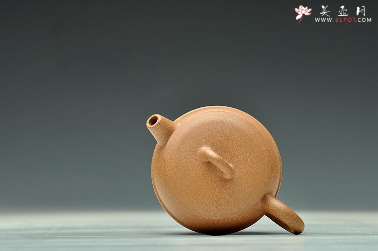 紫砂壶图片：美壶特惠 茶人最爱 实用巨轮系列之段泥小壶之二 仿清巨轮~ - 宜兴紫砂壶网