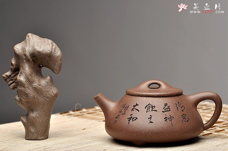 紫砂壶图片：周斌全手力作 经典器形 中石瓢 肥而不腻 清奇 鱼籽砂 - 宜兴紫砂壶网