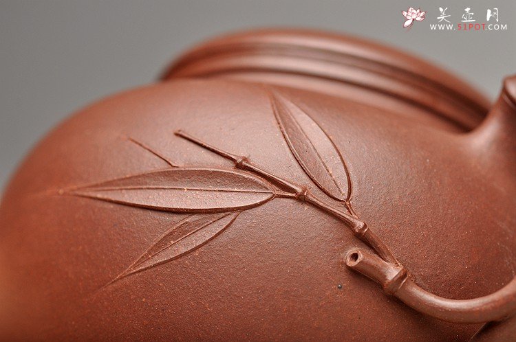 紫砂壶图片：潘丹初原创‘秀气’系列之春竹二式 纯净底槽青 婉约清秀 行简意足 - 宜兴紫砂壶网