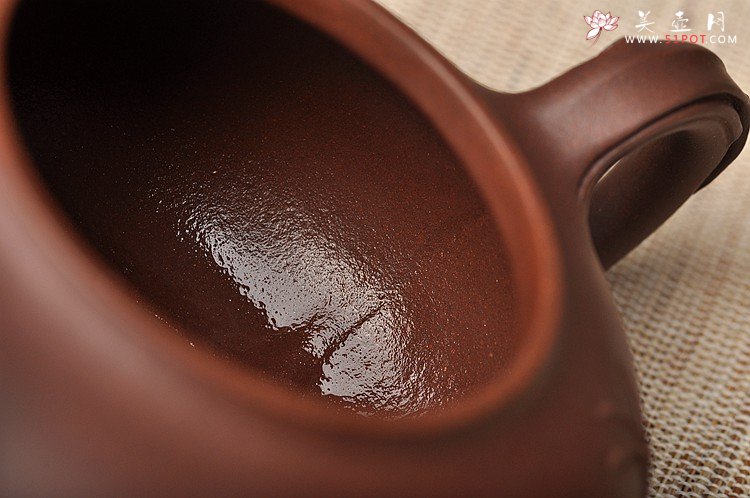 紫砂壶图片：线条流畅 韵味十足 简意花器 全手工花趣 - 宜兴紫砂壶网