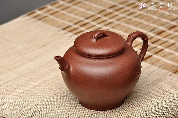 紫砂壶图片：潘丹初原创‘秀气’系列之春竹二式 纯净底槽青 婉约清秀 行简意足 - 宜兴紫砂壶网