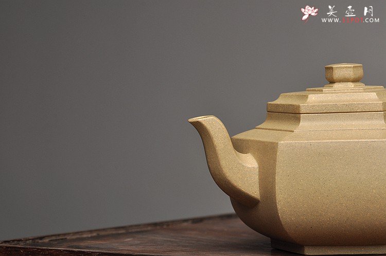 紫砂壶图片：许学军经典代表作 难得好工 精品本绿  全手雪华 - 宜兴紫砂壶网