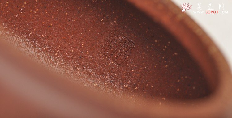 紫砂壶图片：国大师毛国强装饰 气势磅礴  全手大汉扁 收藏~ - 宜兴紫砂壶网