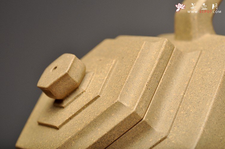 紫砂壶图片：许学军经典代表作 难得好工 精品本绿  全手雪华 - 宜兴紫砂壶网