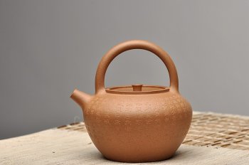紫砂壶图片：雅致文气 淞庐全手心经提梁巨轮二式 可以烧水的巨轮o(∩_∩)o - 宜兴紫砂壶网