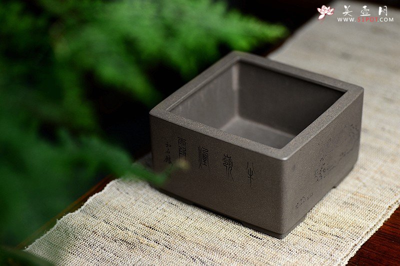 紫砂壶图片：清韵悠长 精工典范 小花盆 文房雅玩 国助和石装饰 - 宜兴紫砂壶网