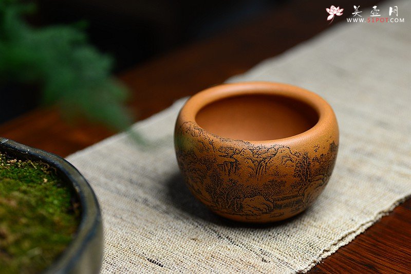 紫砂壶图片：精刻山水之钵 笔洗 把玩精品 有宋朝高远之气~ - 宜兴紫砂壶网