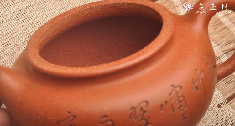 紫砂壶图片：器形端庄 优质降坡泥 颇有玩味~ 全手仿古 - 宜兴紫砂壶网