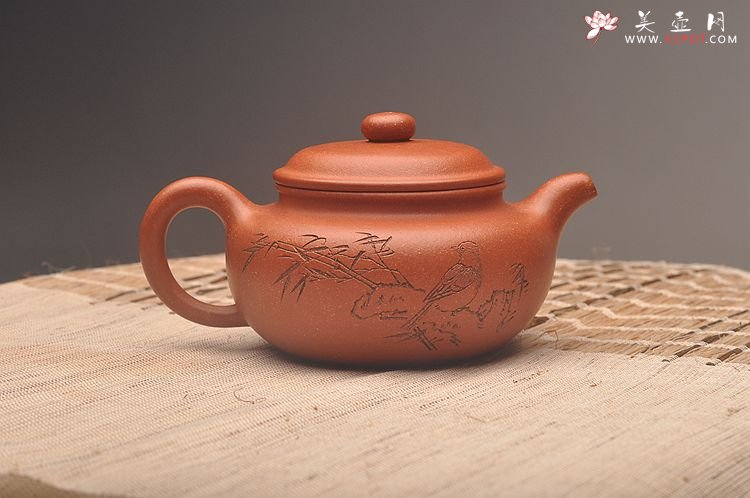 紫砂壶图片：器形端庄 优质降坡泥 颇有玩味~ 全手仿古 - 宜兴紫砂壶网