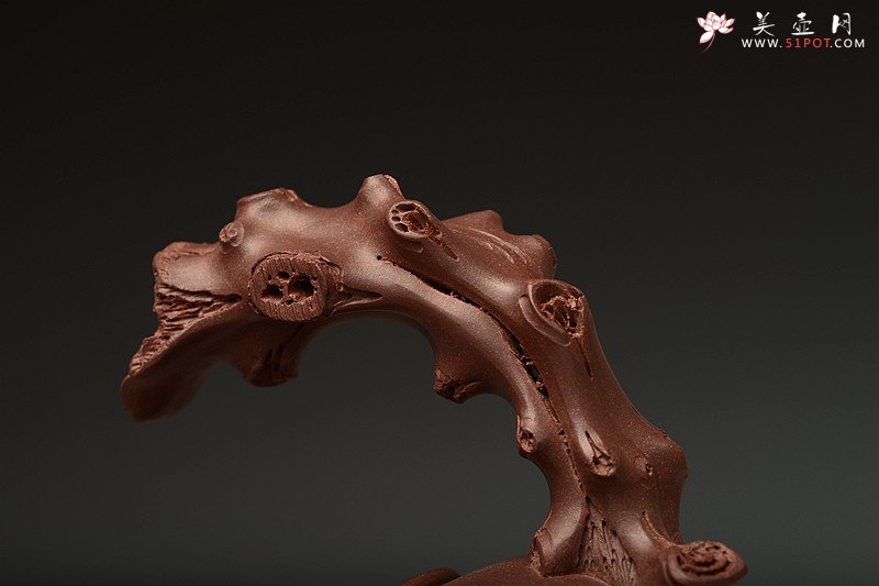 紫砂壶图片：霸气外露o(∩_∩)o  圣桃壶 精品重器 其功力可见一斑 诸兄细品~ - 宜兴紫砂壶网