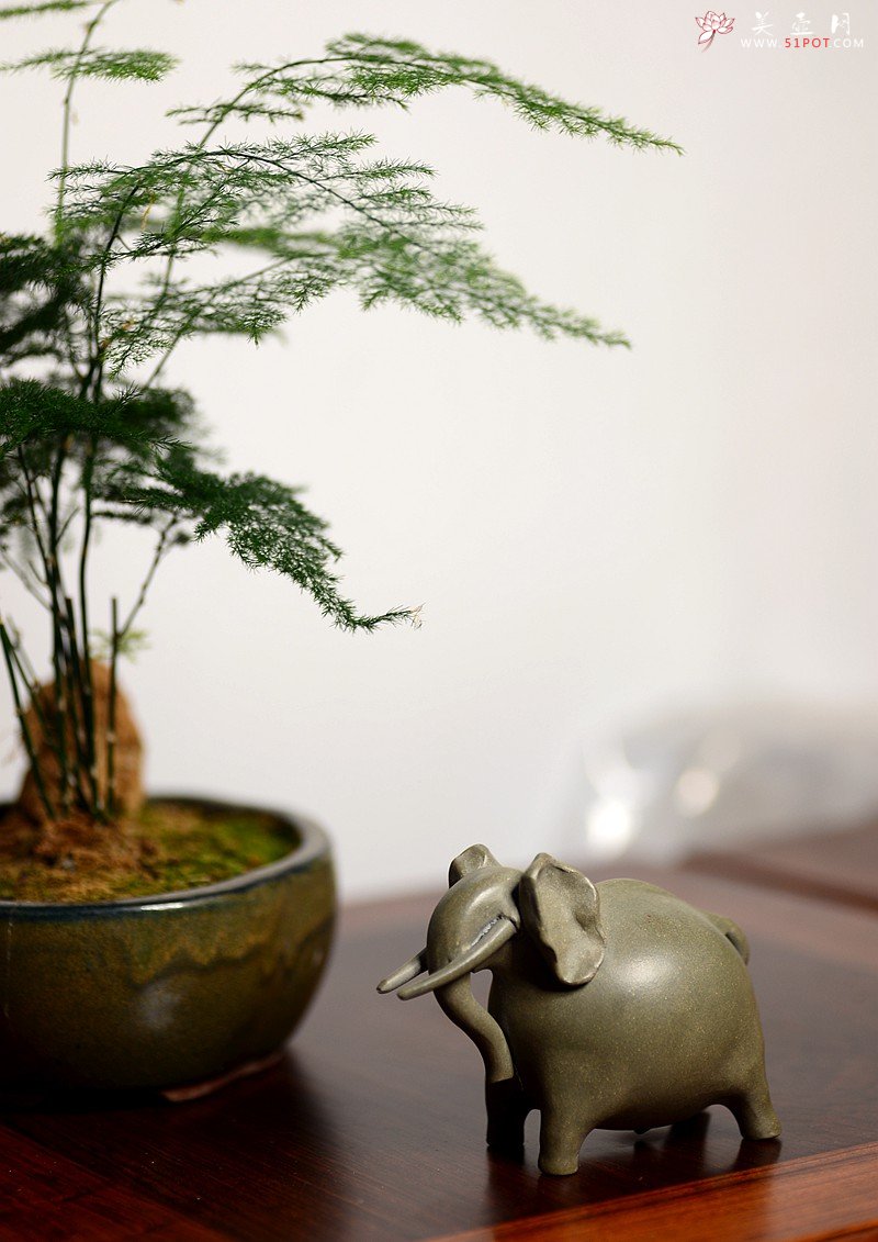 紫砂壶图片：马到吉象~ 施奇华新年特色文房茶宠 全手工 颇有玩味~ - 宜兴紫砂壶网