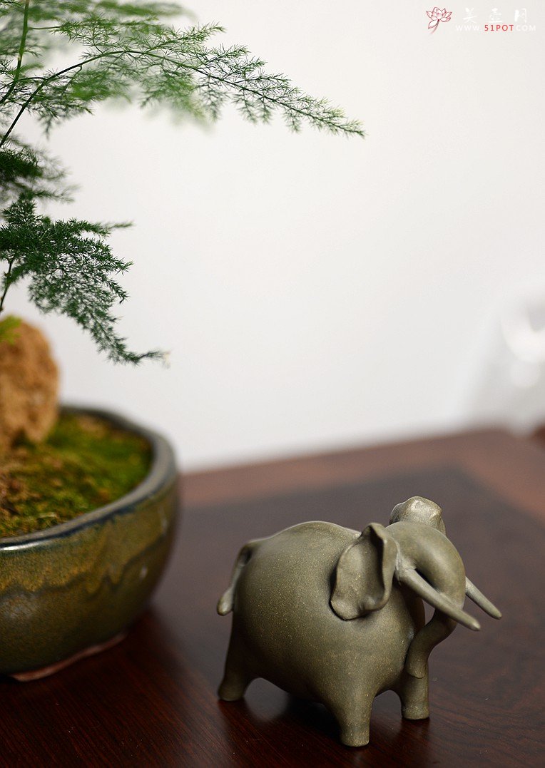 紫砂壶图片：马到吉象~ 施奇华新年特色文房茶宠 全手工 颇有玩味~ - 宜兴紫砂壶网