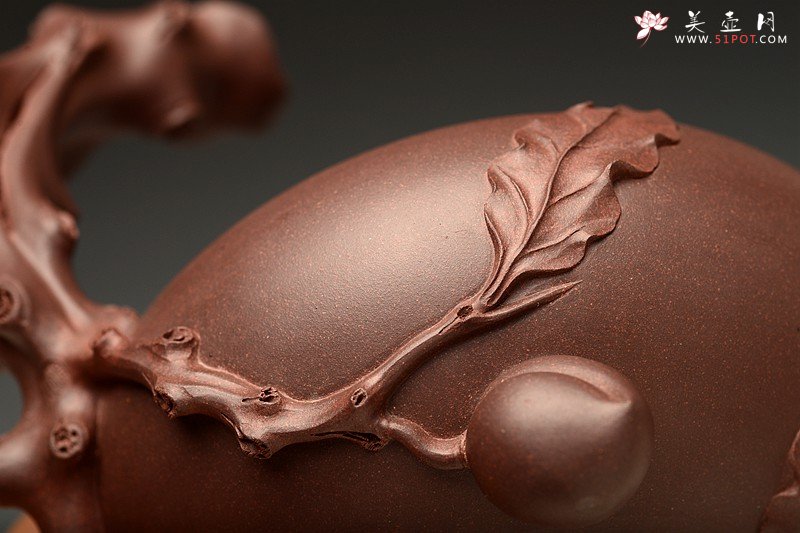 紫砂壶图片：霸气外露o(∩_∩)o  圣桃壶 精品重器 其功力可见一斑 诸兄细品~ - 宜兴紫砂壶网