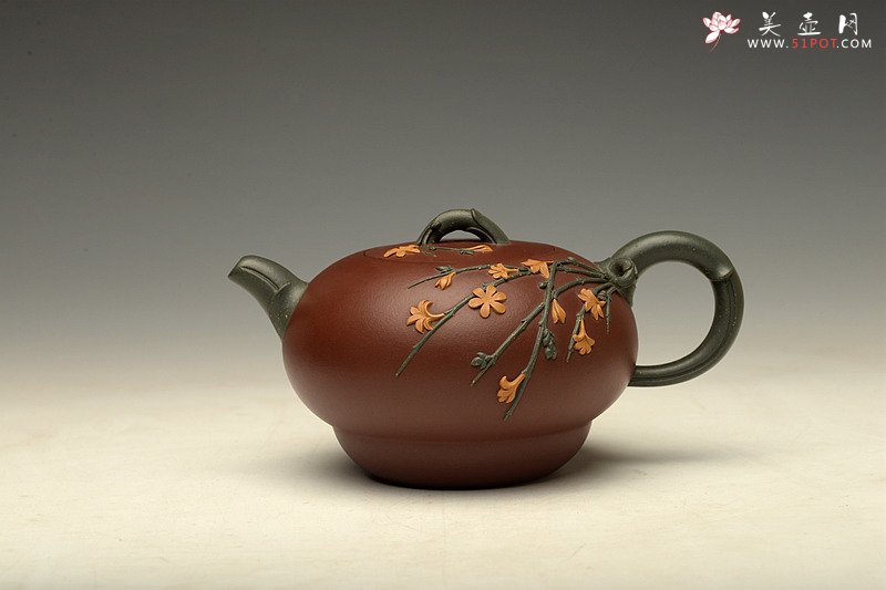 紫砂壶图片：当今实力派黄云云作品  迎春花 - 宜兴紫砂壶网