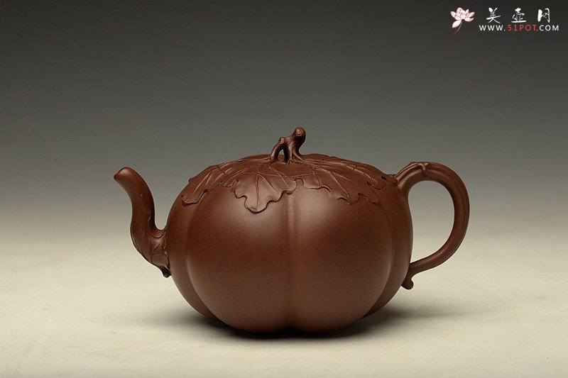 紫砂壶图片：顾正芳甲午年新作 薄胎筋囊花器 饱满挺拔 线条优美 全手工六瓣南瓜 - 宜兴紫砂壶网