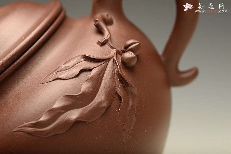 紫砂壶图片：大品花货 寓意吉祥 全手大寿桃 饱满大气 - 宜兴紫砂壶网