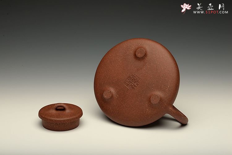 紫砂壶图片：周斌全手演绎 摹古子冶 不一样的风味~ 原矿鱼籽砂 - 宜兴紫砂壶网