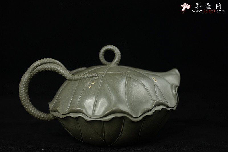 紫砂壶图片：紫砂臻品 荷叶微卷有清香之和合套壶 孙伟强张新亚合作 至美清廉 - 宜兴紫砂壶网