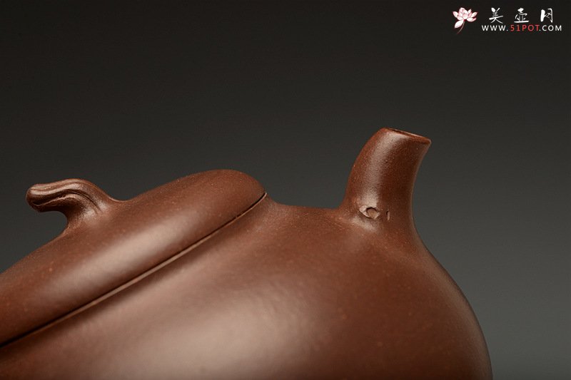 紫砂壶图片：潘丹初力作 简意花货 优美可人寓意吉祥 翠香 - 宜兴紫砂壶网