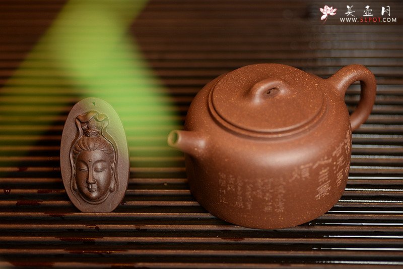 紫砂壶图片：汲深泉，清而甘；洗吾心，无忧烦~ 优质降坡泥 全手井泉 文人壶 - 宜兴紫砂壶网