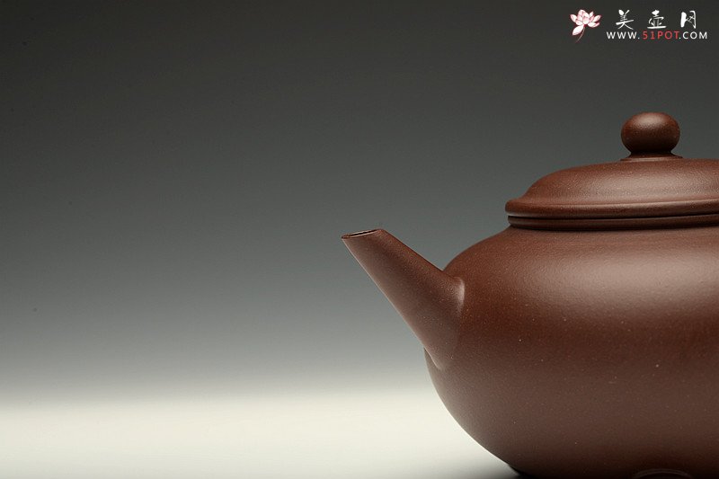 紫砂壶图片：神韵探寻 全手三足水平 实力体现 舒展大气 - 宜兴紫砂壶网