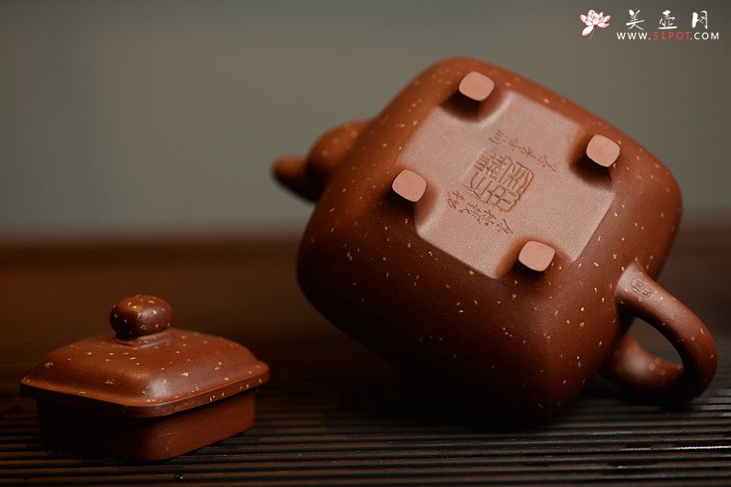 紫砂壶图片：醉美巧克力o(∩_∩)o  方圆之美 全手铺砂传炉 - 宜兴紫砂壶网