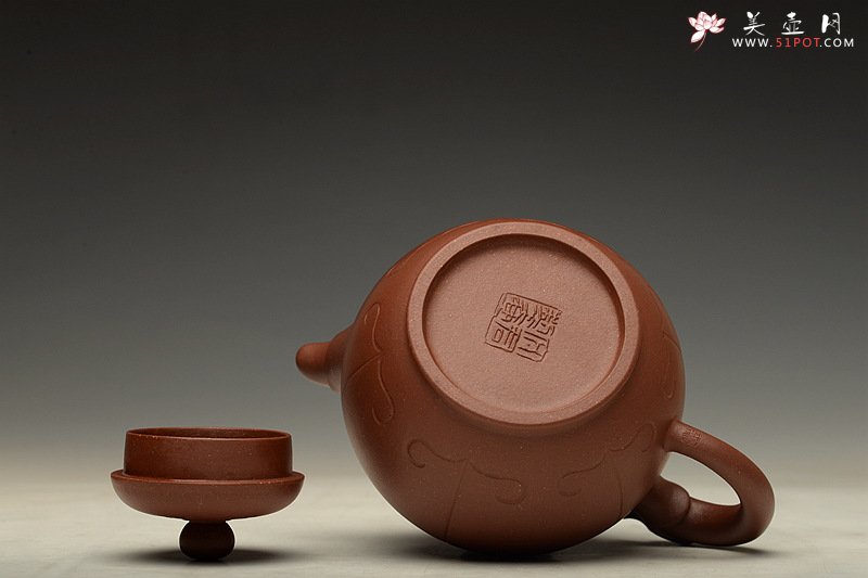 紫砂壶图片：黄龙源底槽青 造型新颖 实用精致 龙珠 - 宜兴紫砂壶网