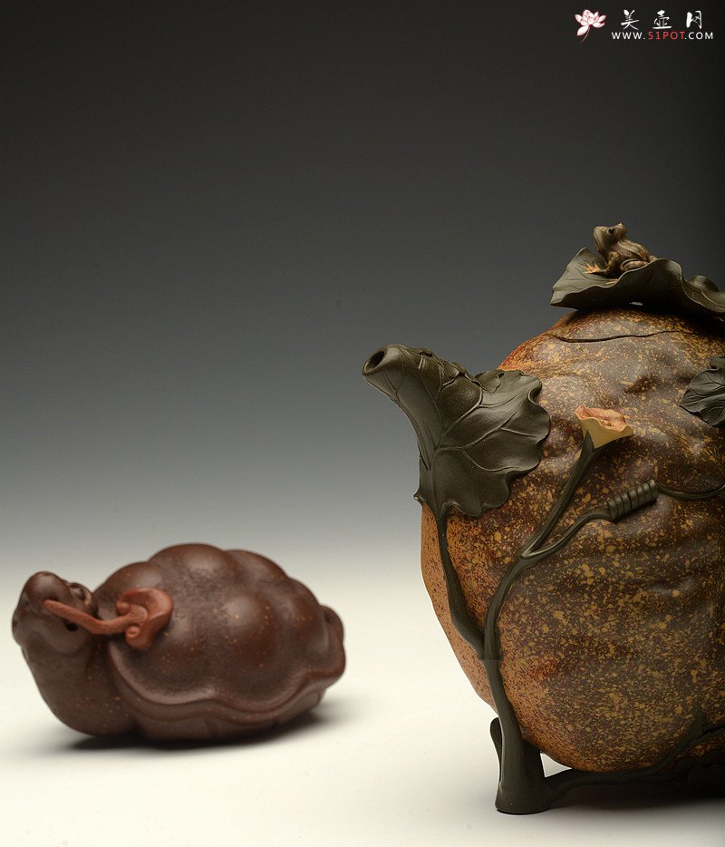 紫砂壶图片：写实风格之田园情趣~ 精品欣赏 - 宜兴紫砂壶网