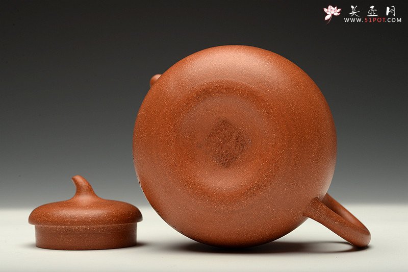 紫砂壶图片：张听刚装饰 憨厚可爱 降坡泥全手小茄段 - 宜兴紫砂壶网