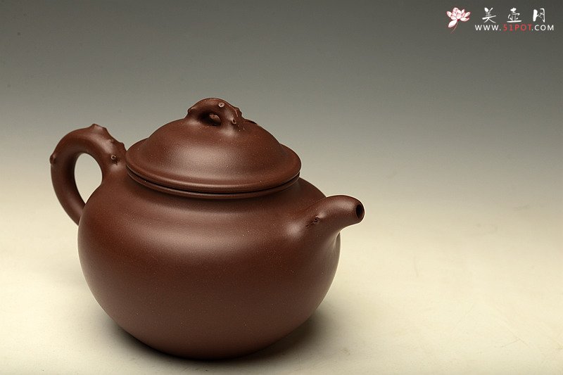 紫砂壶图片：大品花货 寓意吉祥 全手大寿桃 饱满大气 - 宜兴紫砂壶网