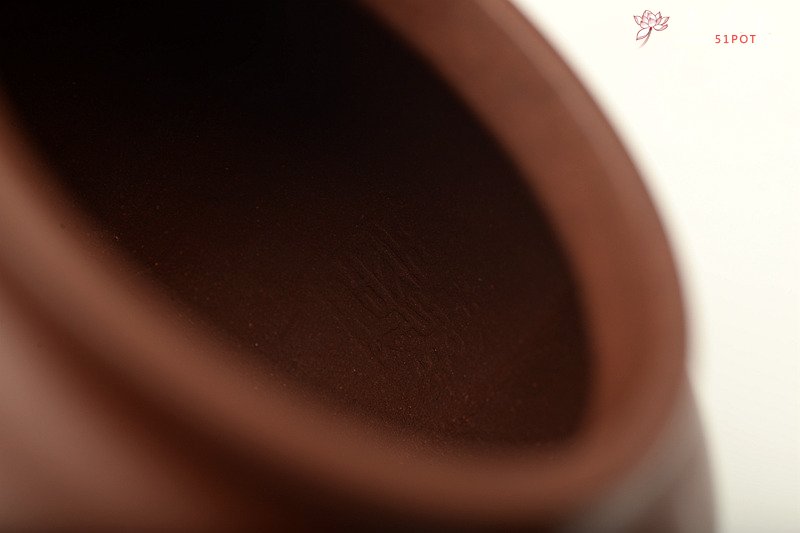 紫砂壶图片：筋囊佳器 端庄大方 清时风度~ 全手春蕾 - 宜兴紫砂壶网