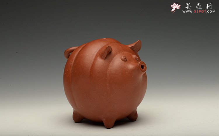 紫砂壶图片：施奇华老艺人全手茶宠锦集 文房茶宠水注之福猪 - 宜兴紫砂壶网