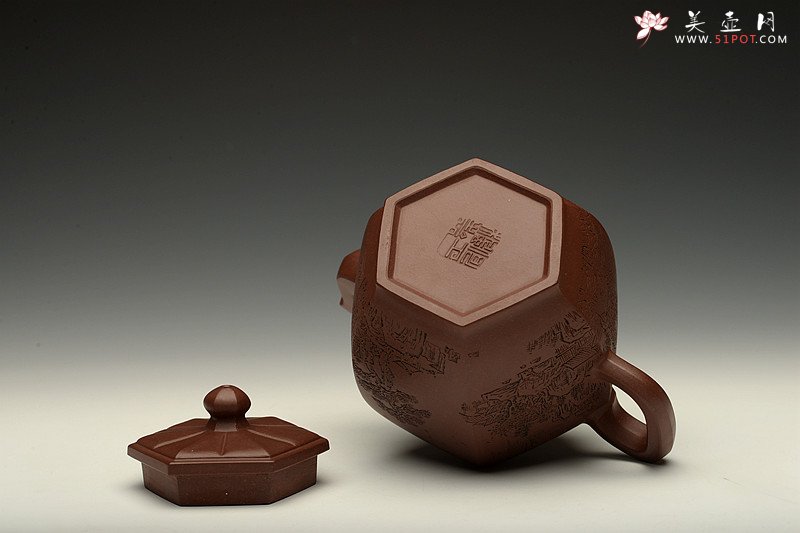 紫砂壶图片：助工袁德波装饰 通景山水  锦上添花 全手步步高登 - 宜兴紫砂壶网