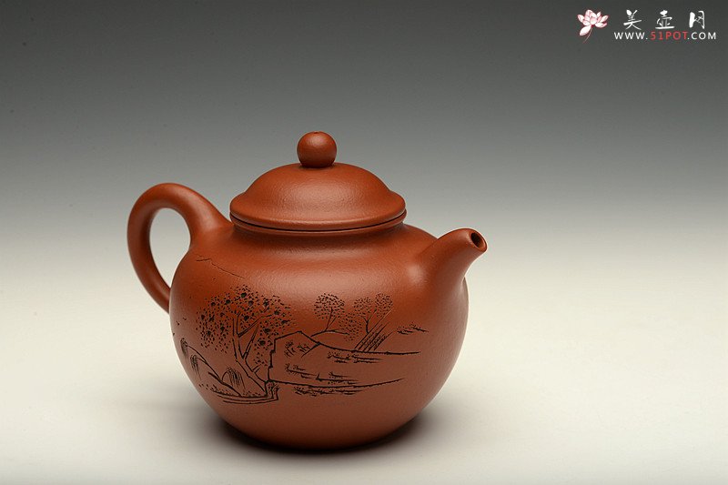 紫砂壶图片：俊秀飘逸 线条优美 摹古朱泥秋水 刀法精炼 - 宜兴紫砂壶网