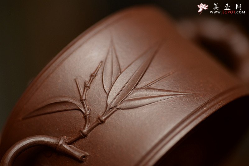 紫砂壶图片：陈腐老紫泥 精致花货之小竹段 居不可无竹o(∩_∩)o 仅1把不接受定做 - 宜兴紫砂壶网