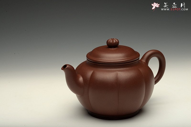 紫砂壶图片：筋囊佳器 端庄大方 清时风度~ 全手春蕾 - 宜兴紫砂壶网