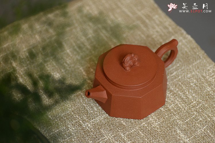 紫砂壶图片：唐文新作 稳重大气   全手八方柱础 - 宜兴紫砂壶网