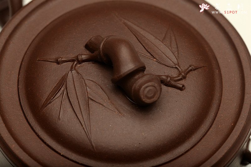 紫砂壶图片：陈腐老紫泥 精致花货之小竹段 居不可无竹o(∩_∩)o 仅1把不接受定做 - 宜兴紫砂壶网