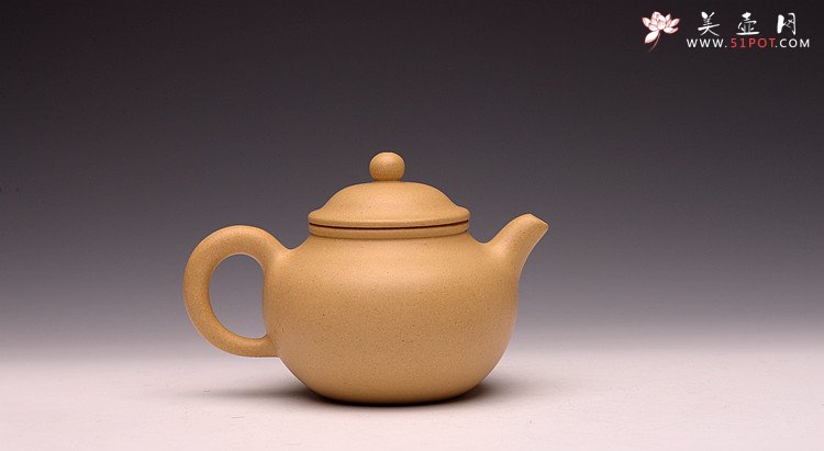 紫砂壶图片：实用有趣 本山绿之全手小莲子 刻绘古朴 - 宜兴紫砂壶网