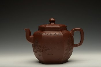 紫砂壶图片：助工袁德波装饰 通景山水  锦上添花 全手步步高登 - 宜兴紫砂壶网